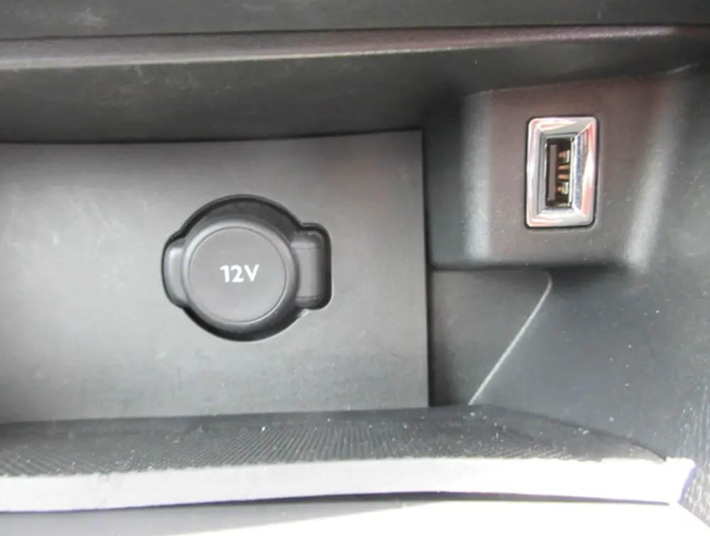 PEUGEOT 308 ALLURE MOONROOF - PRG Motors Ltd