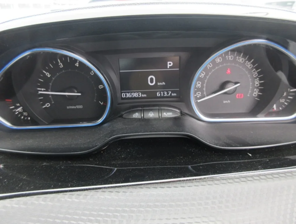 PEUGEOT 2008 ALLURE - PRG Motors Ltd
