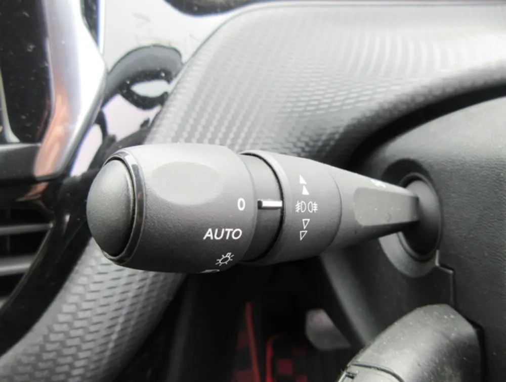 PEUGEOT 2008 ALLURE - PRG Motors Ltd