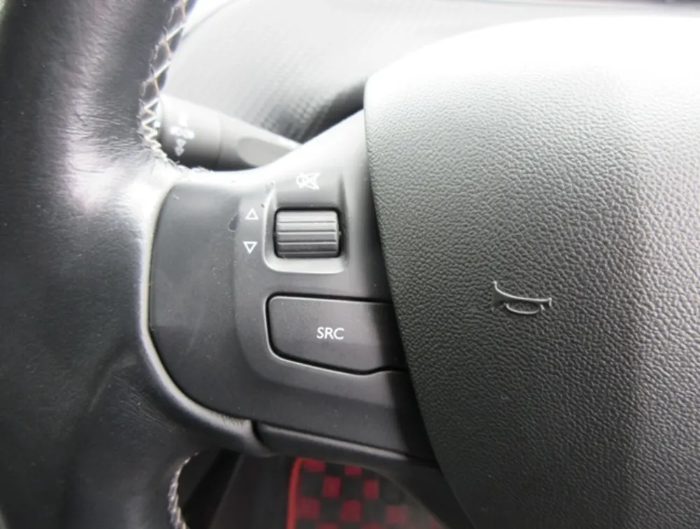PEUGEOT 2008 ALLURE - PRG Motors Ltd