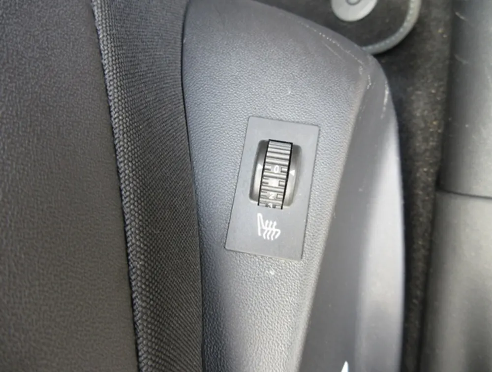 PEUGEOT 2008 CROSSCITY - PRG Motors Ltd