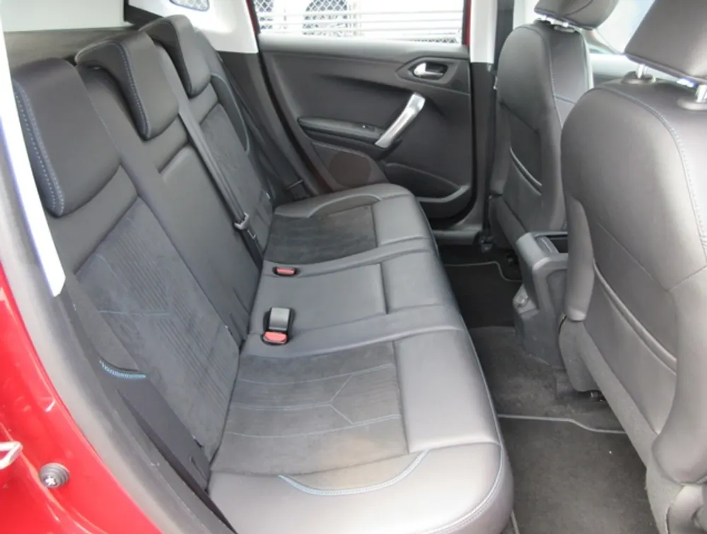 PEUGEOT 2008 CROSSCITY - PRG Motors Ltd