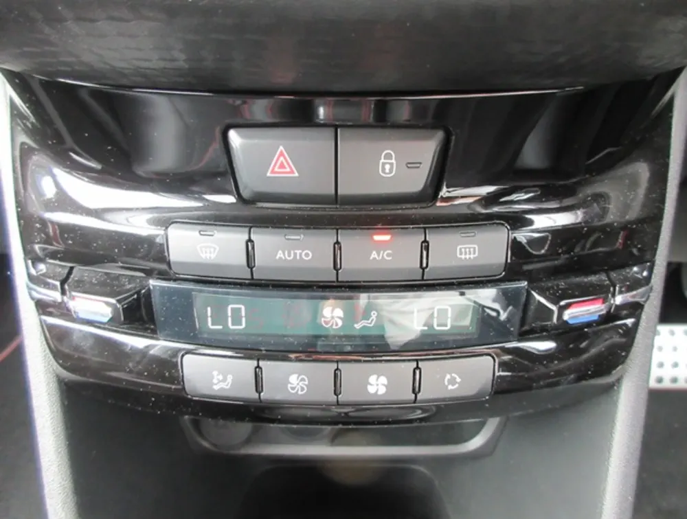 PEUGEOT 2008 GTLINE - PRG Motors Ltd