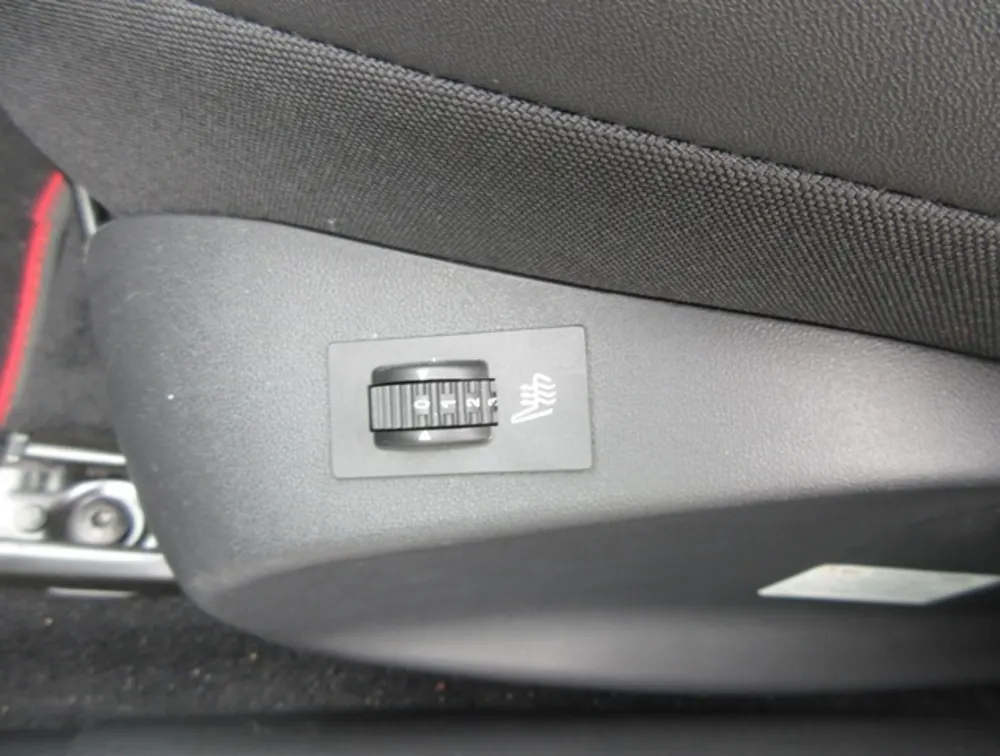 PEUGEOT 2008 GTLINE - PRG Motors Ltd
