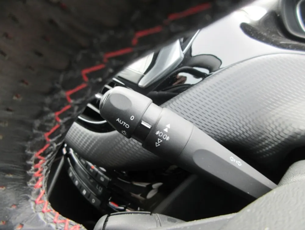 PEUGEOT 2008 GTLINE - PRG Motors Ltd