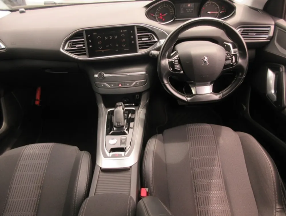 PEUGEOT 308 ALLURE HATCHBACK - PRG Motors Ltd
