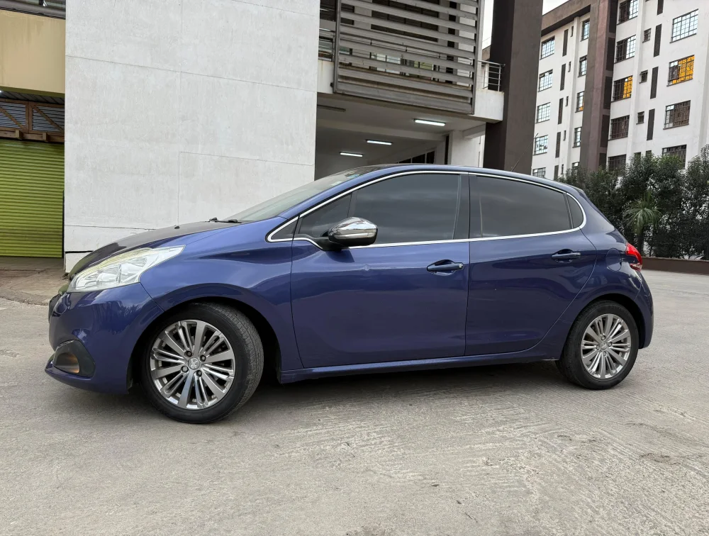 PEUGEOT 208 ALLURE - PRG Motors Ltd