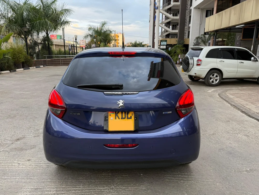 PEUGEOT 208 ALLURE - PRG Motors Ltd
