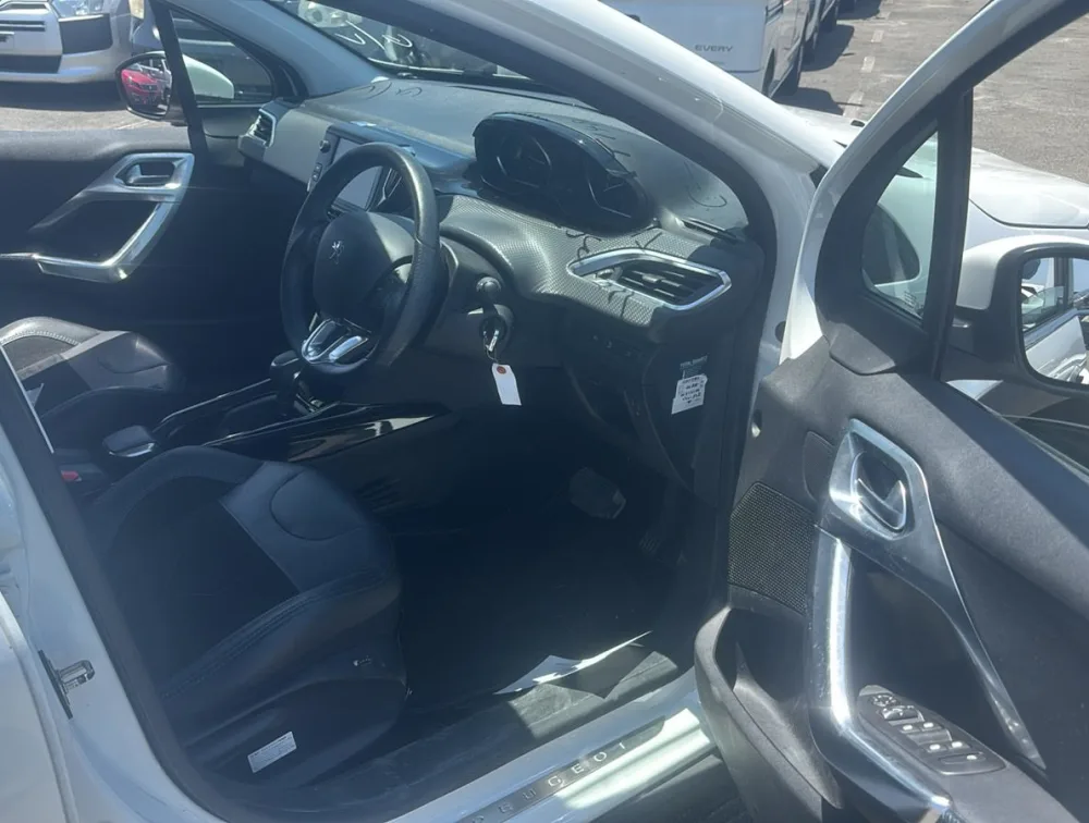 PEUGEOT 2008 CROSSCITY - PRG Motors Ltd