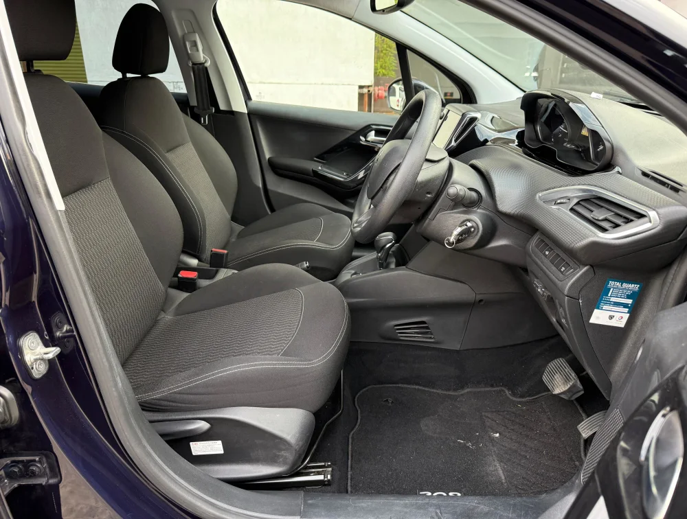 PEUGEOT 208 ALLURE - PRG Motors Ltd