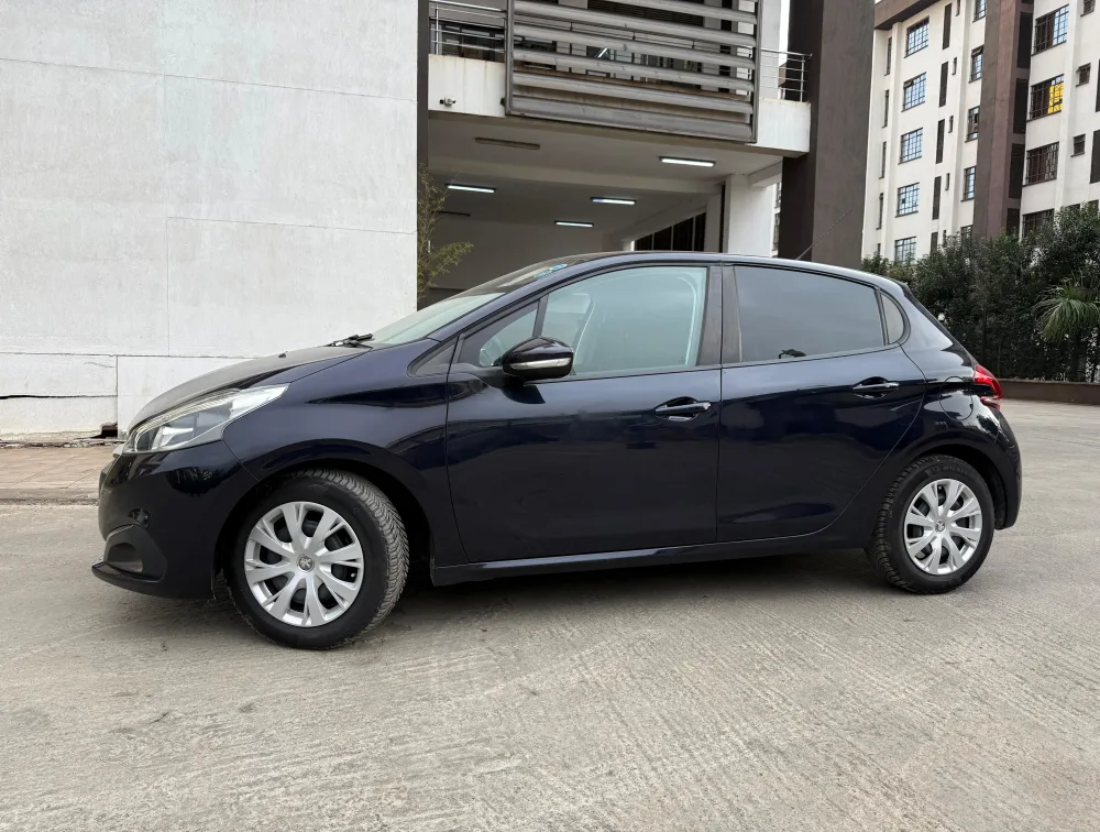 PEUGEOT 208 ALLURE - PRG Motors Ltd