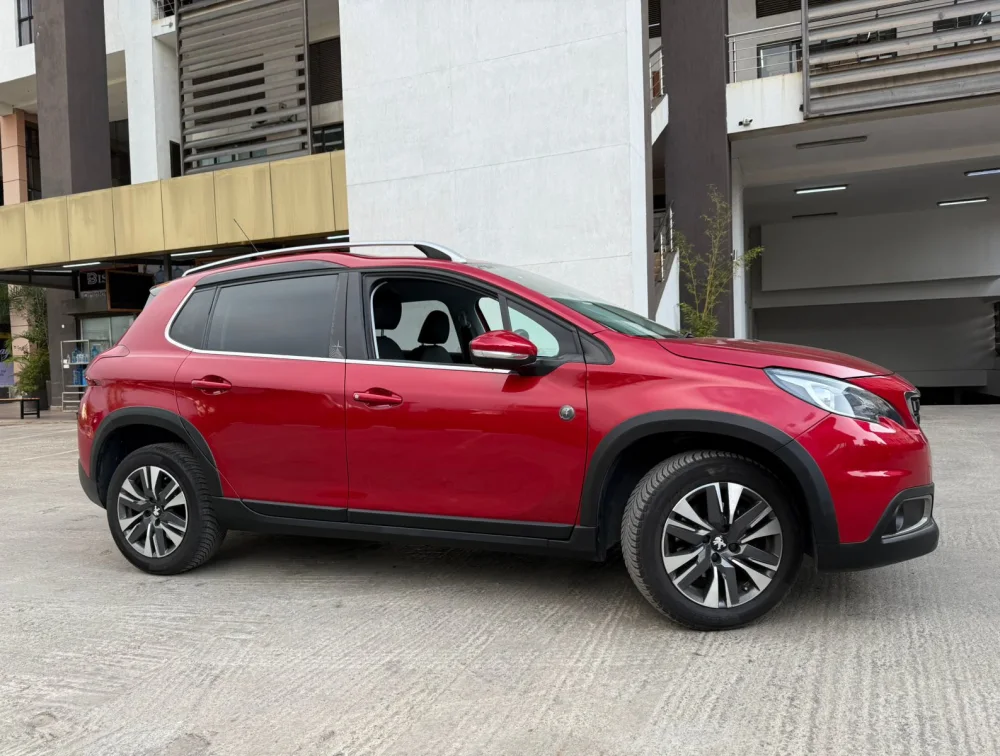PEUGEOT 2008 CROSSCITY