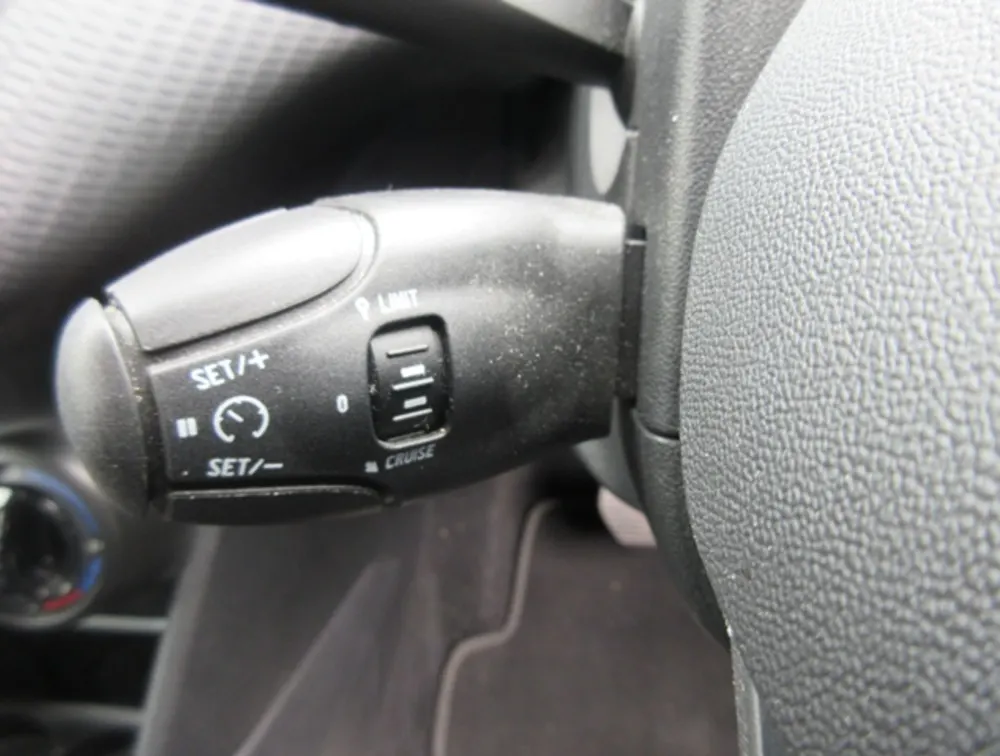 PEUGEOT 208 ALLURE SIGNATURE - PRG Motors Ltd