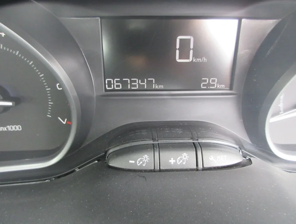PEUGEOT 208 ALLURE SIGNATURE - PRG Motors Ltd