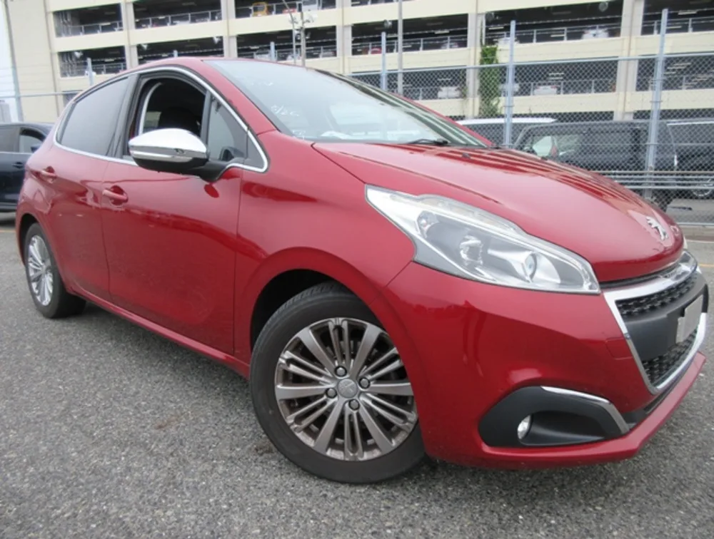 PEUGEOT 208 ALLURE