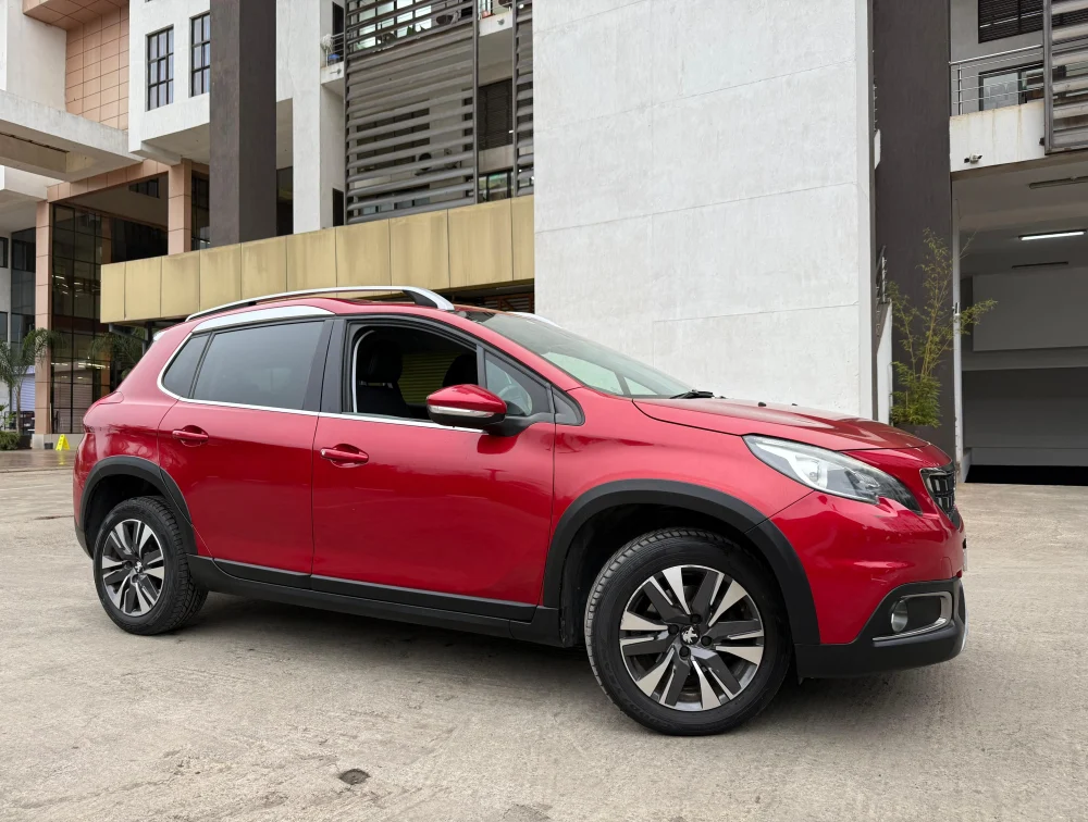 PEUGEOT 2008 ALLURE