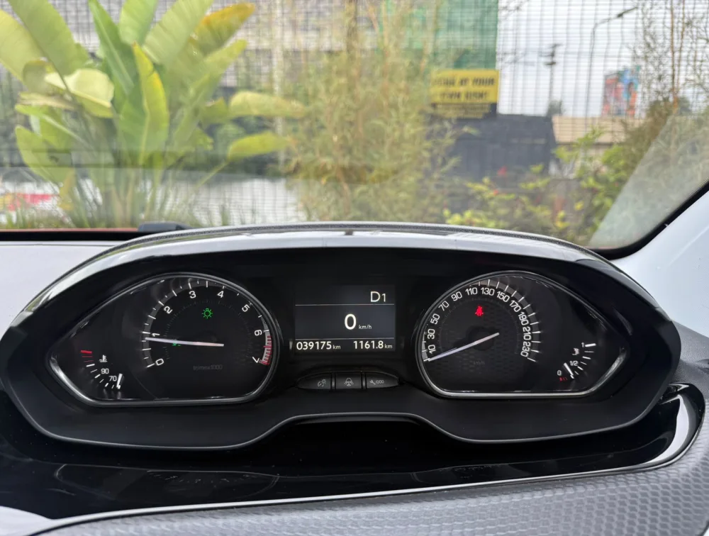 PEUGEOT 2008 GTLINE - PRG Motors Ltd