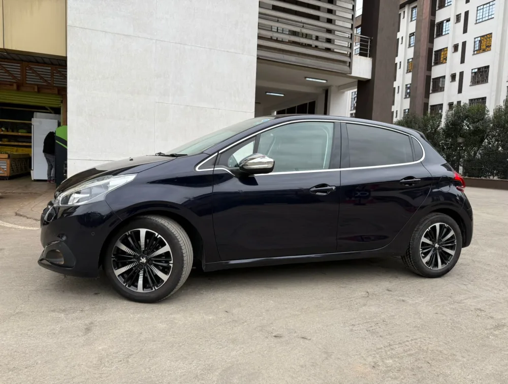 PEUGEOT 208 TECH EDITION - PRG Motors Ltd