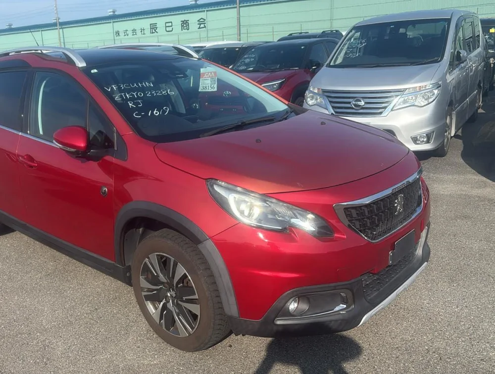 PEUGEOT 2008 CROSSCITY MOONROOF