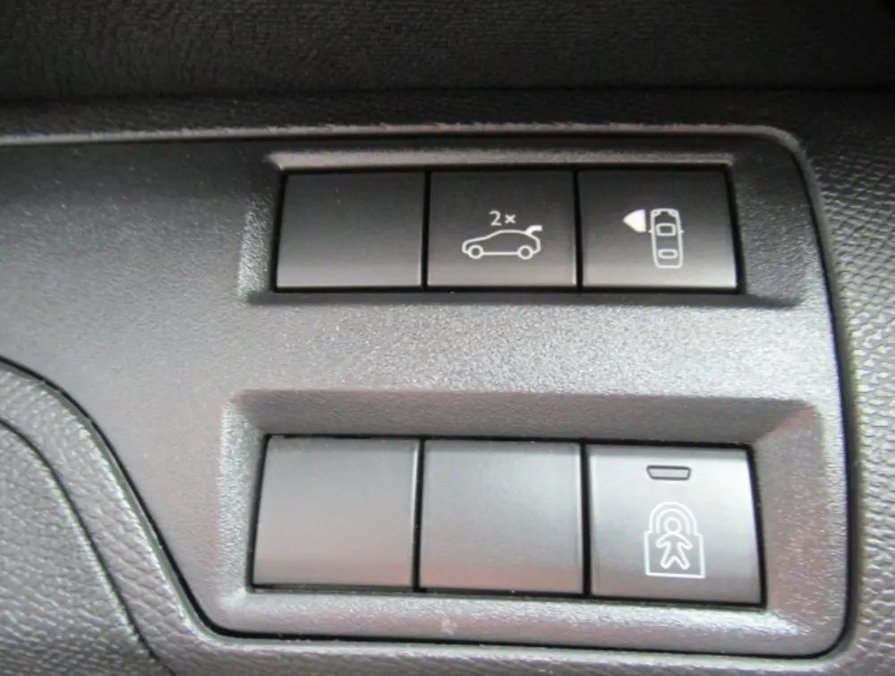 PEUGEOT 3008 GTLINE SUNROOF - PRG Motors Ltd