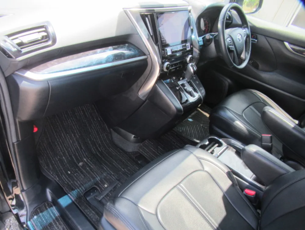 TOYOTA VELLFIRE - PRG Motors Ltd