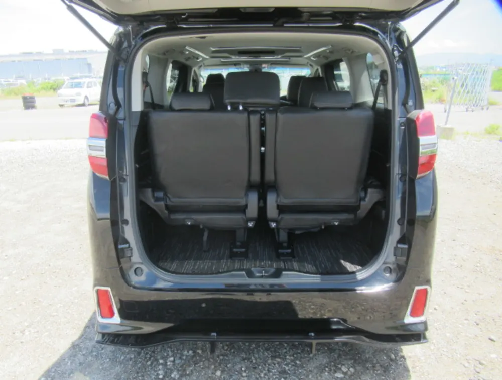 TOYOTA VELLFIRE - PRG Motors Ltd
