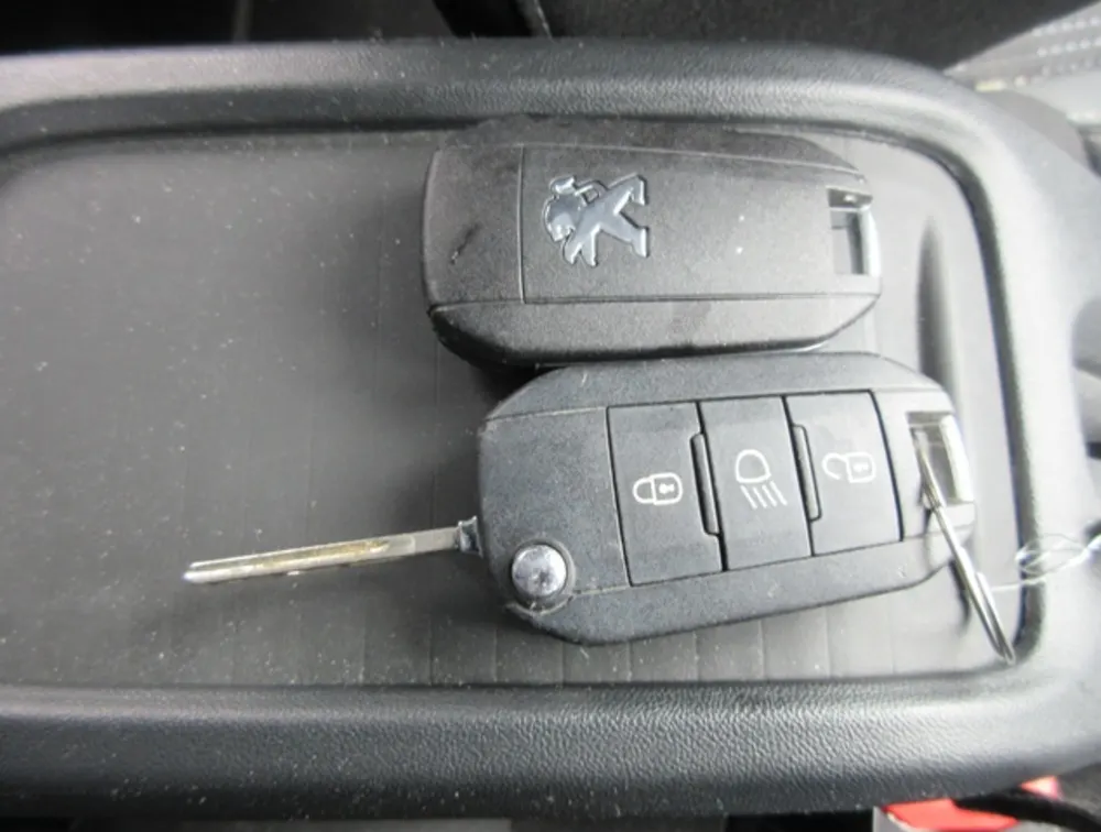 PEUGEOT 2008 ALLURE - PRG Motors Ltd