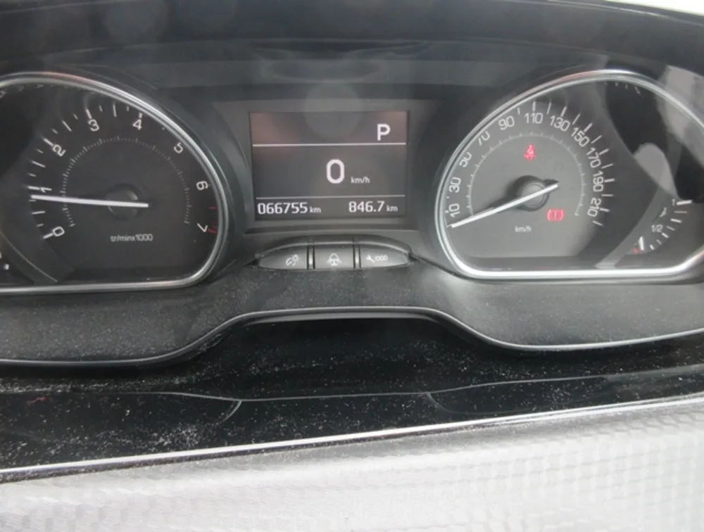 PEUGEOT 2008 ALLURE - PRG Motors Ltd