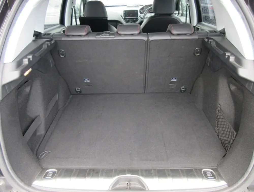 PEUGEOT 2008 GTLINE - PRG Motors Ltd
