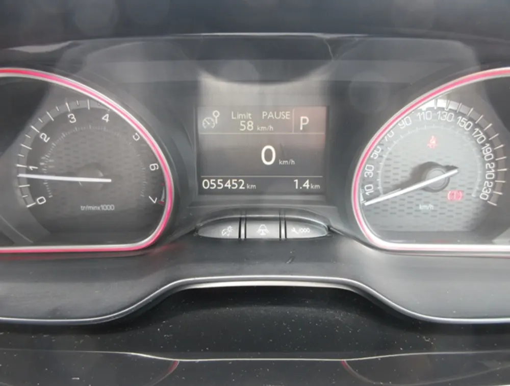 PEUGEOT 2008 GTLINE - PRG Motors Ltd