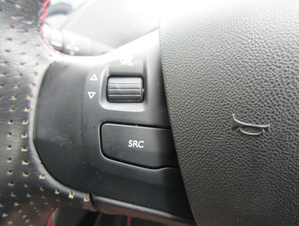 PEUGEOT 2008 GTLINE - PRG Motors Ltd