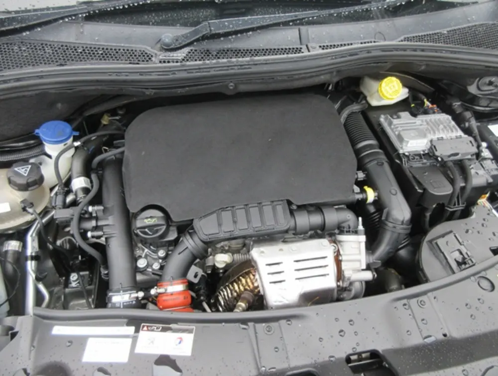 PEUGEOT 2008 GTLINE - PRG Motors Ltd