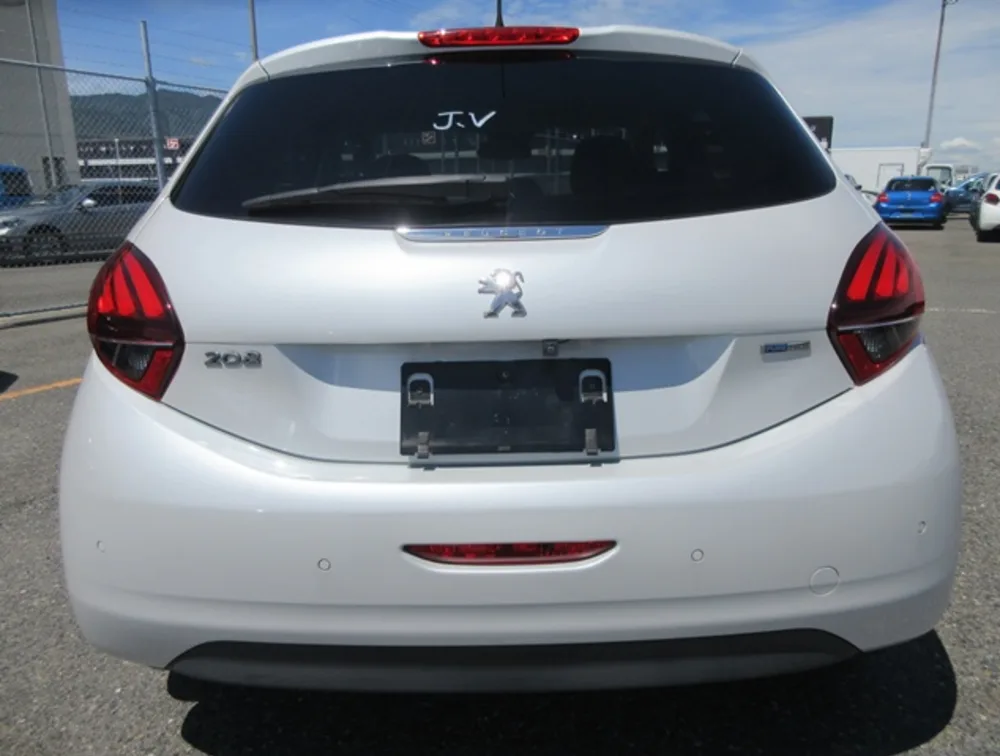 PEUGEOT 208 ALLURE - PRG Motors Ltd