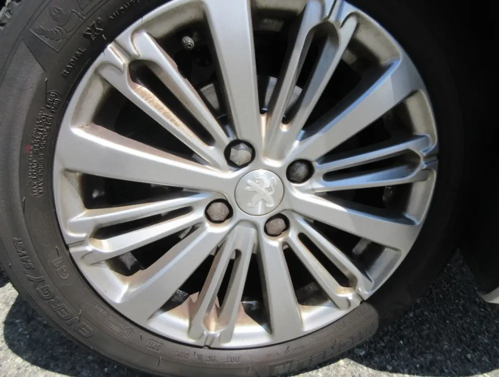 PEUGEOT 208 ALLURE - PRG Motors Ltd