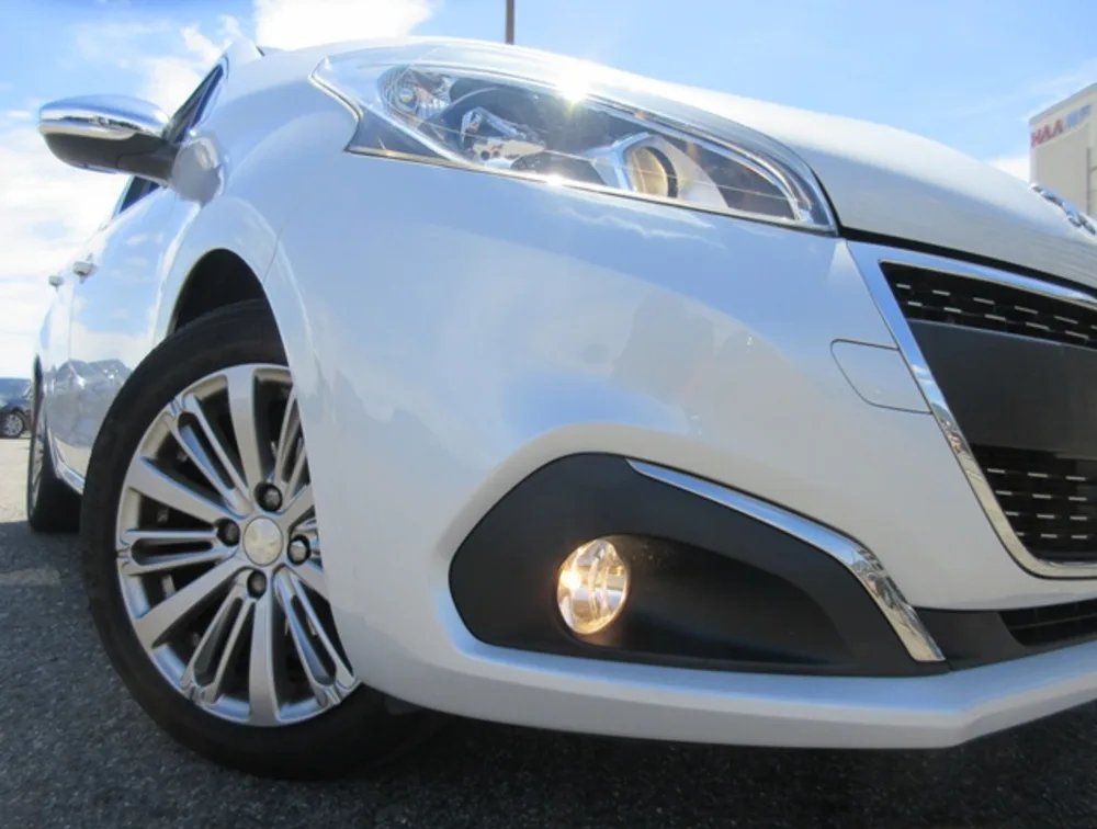 PEUGEOT 208 ALLURE - PRG Motors Ltd