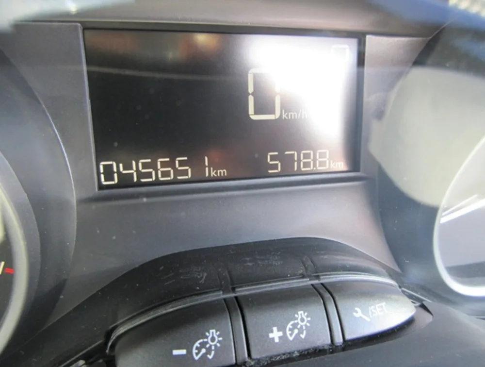PEUGEOT 208 ALLURE - PRG Motors Ltd