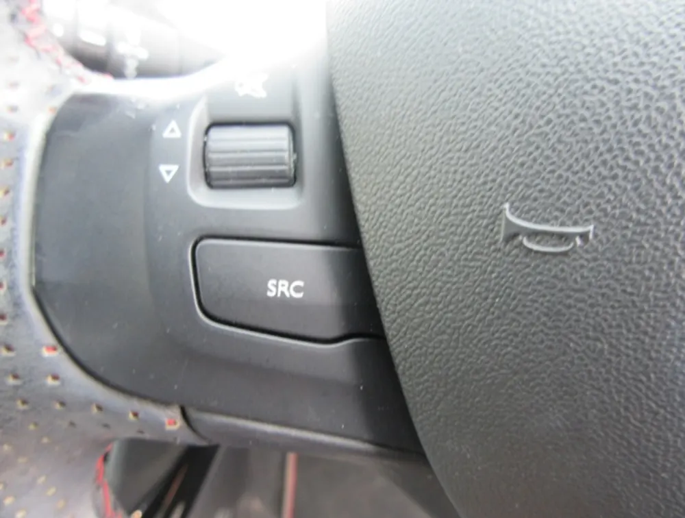 PEUGEOT 2008 GTLINE - PRG Motors Ltd