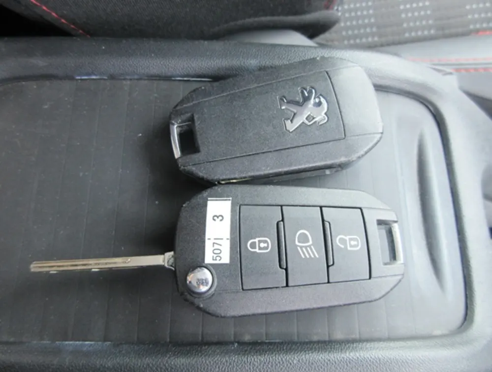 PEUGEOT 2008 GTLINE - PRG Motors Ltd