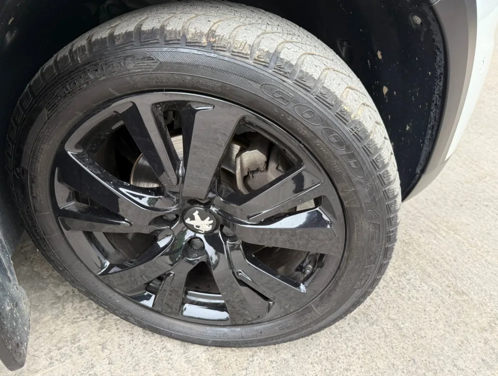 PEUGEOT 2008 GTLINE - PRG Motors Ltd