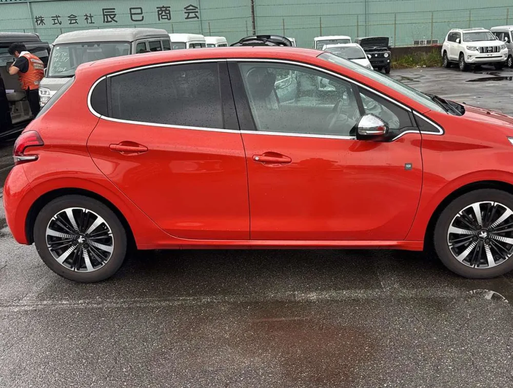 PEUGEOT 208 TECH EDITION - PRG Motors Ltd