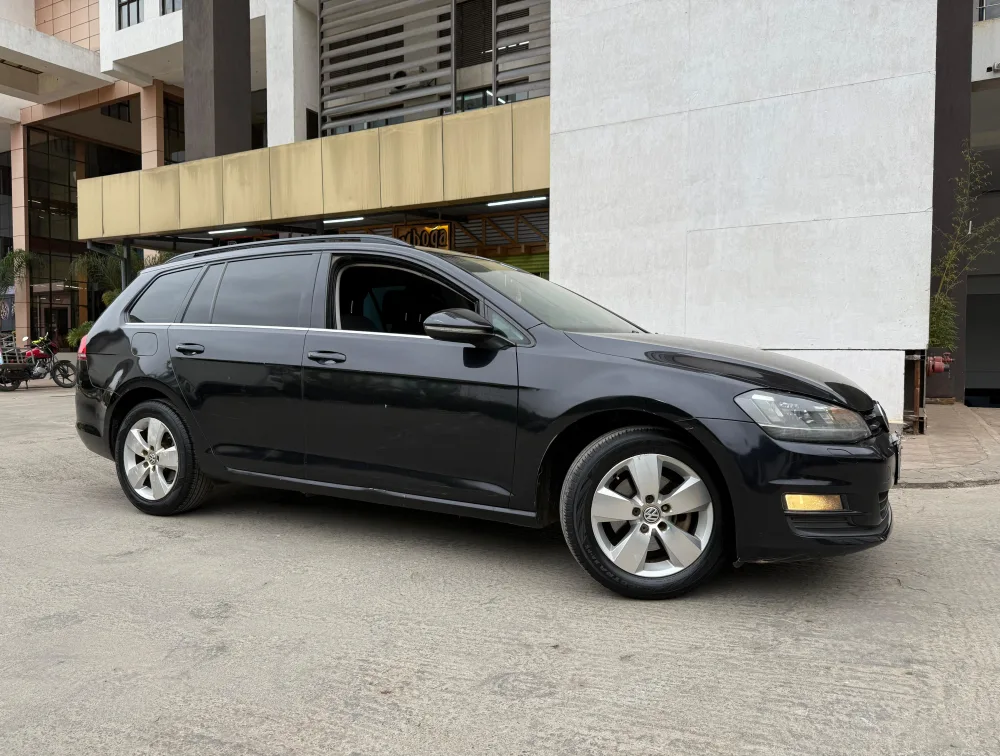 VOLKSWAGEN GOLF VARIANT