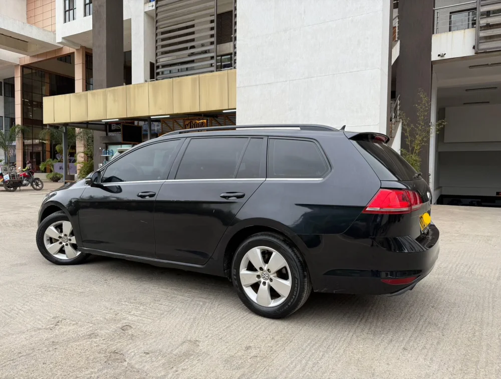 VOLKSWAGEN GOLF VARIANT - PRG Motors Ltd