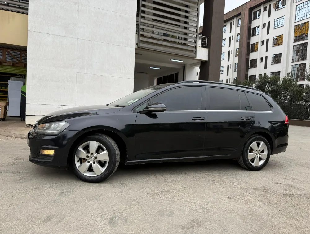 VOLKSWAGEN GOLF VARIANT - PRG Motors Ltd