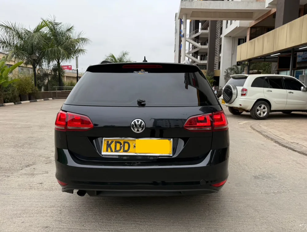 VOLKSWAGEN GOLF VARIANT - PRG Motors Ltd