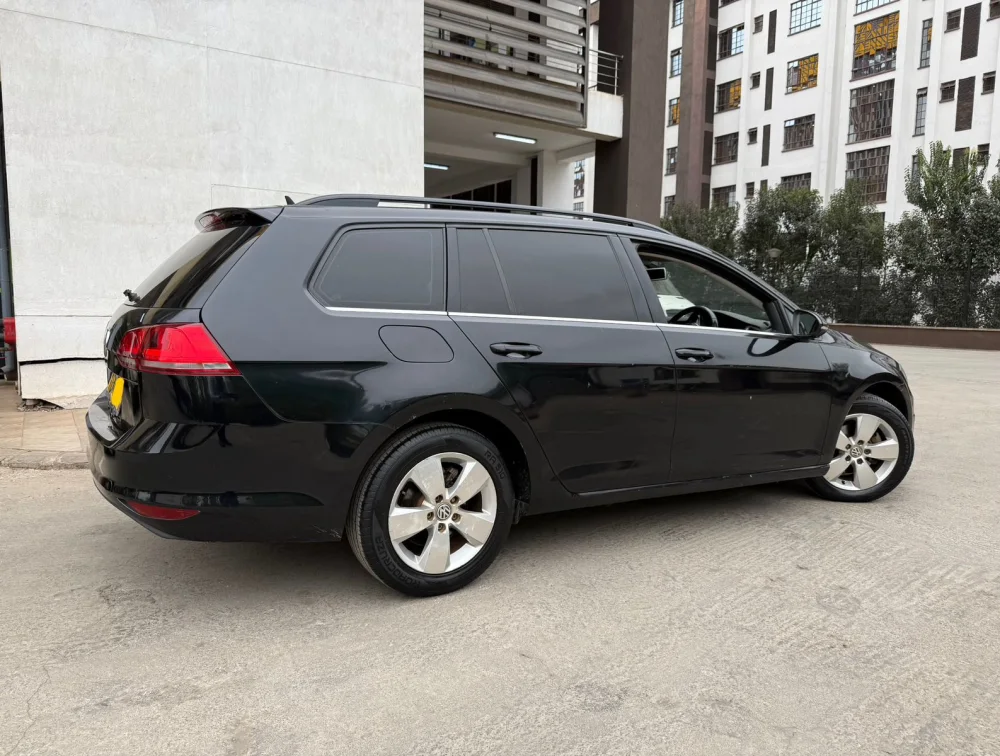 VOLKSWAGEN GOLF VARIANT - PRG Motors Ltd