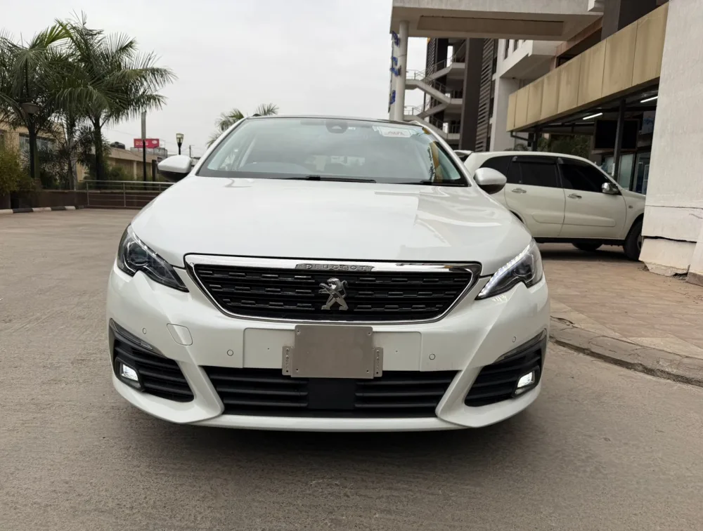 PEUGEOT 308 ALLURE MOONROOF - PRG Motors Ltd