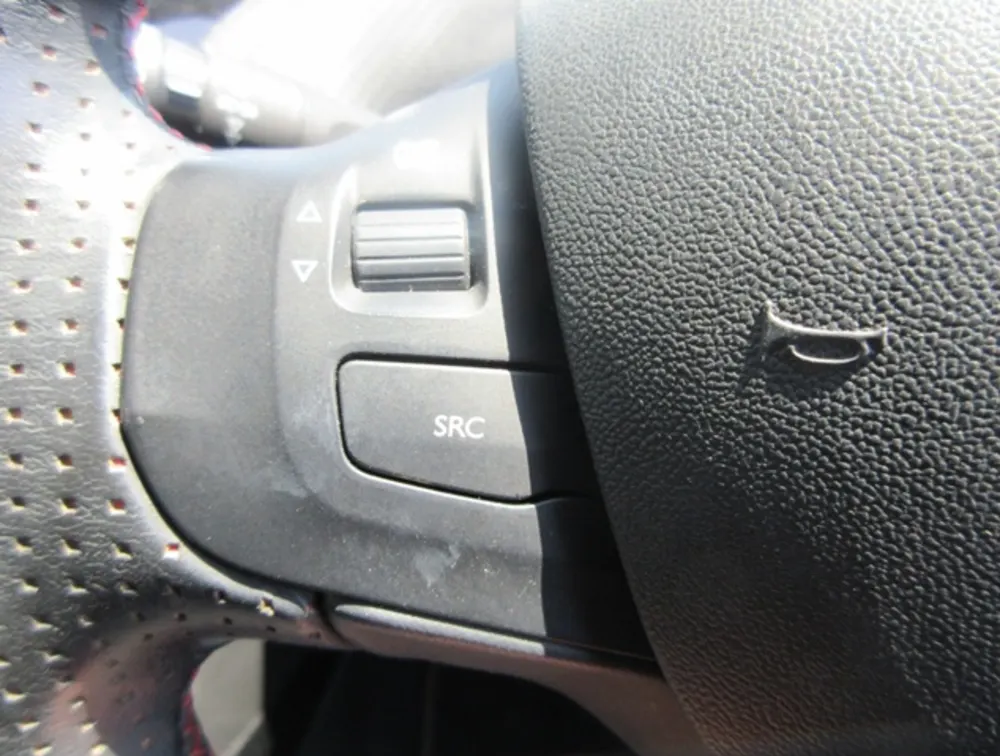 PEUGEOT 2008 GTLINE - PRG Motors Ltd
