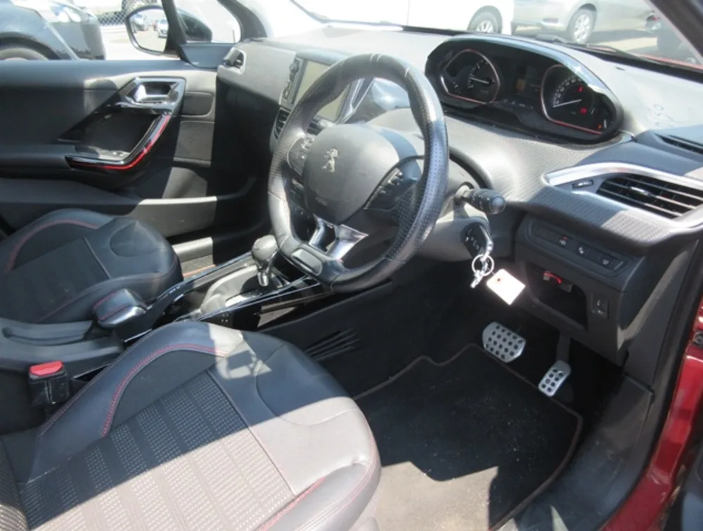 PEUGEOT 2008 GTLINE - PRG Motors Ltd