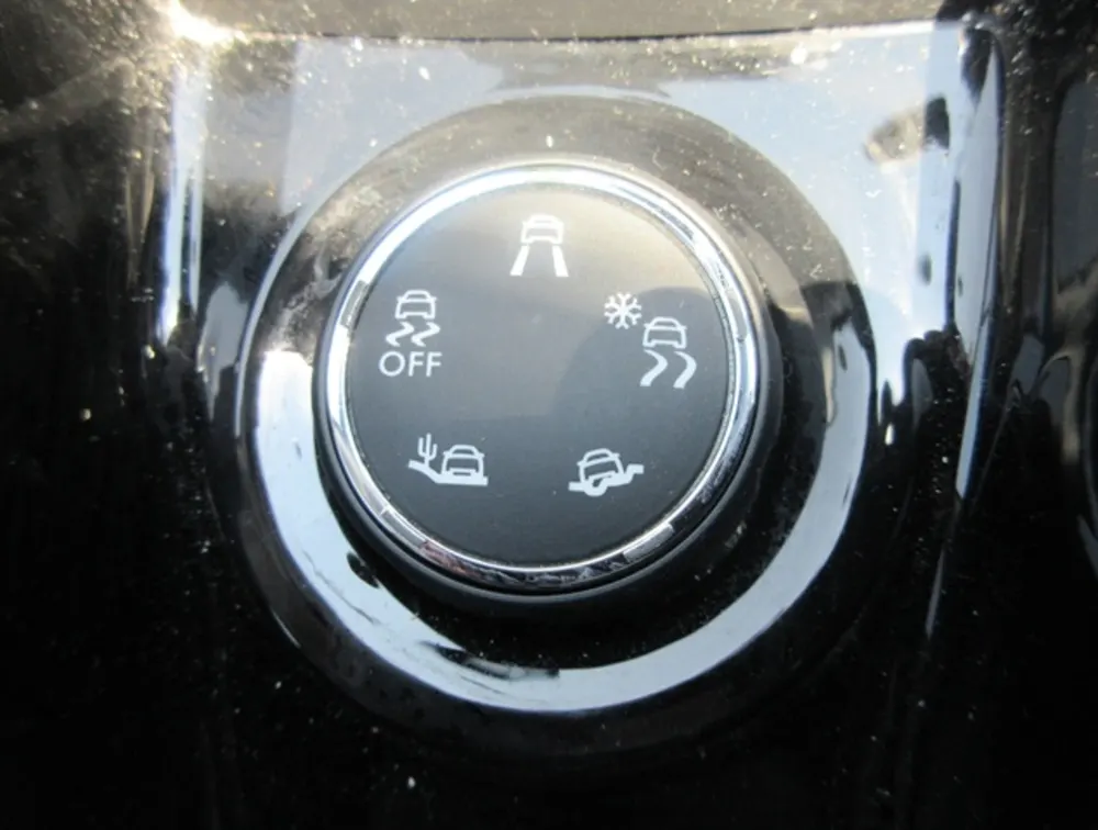 PEUGEOT 2008 GTLINE - PRG Motors Ltd