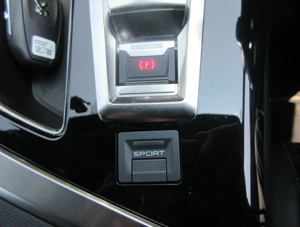 PEUGEOT 3008 GTLINE SUNROOF - PRG Motors Ltd